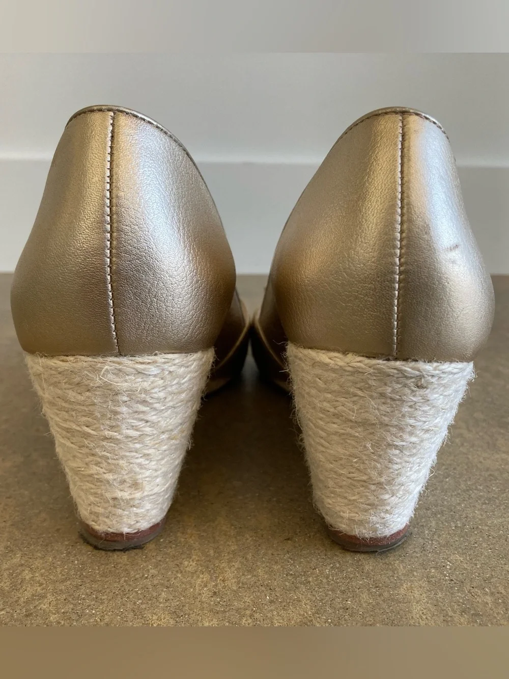 Gold Leather Wedge Heel Espadrille Peep Toe Shoes Size 9.5